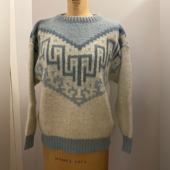 Vintage Alafoss Icelandic Wool Sweater - Picture 9 of 9